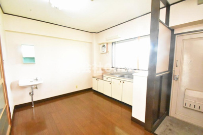 【居間・リビング】 | 教興寺マンション