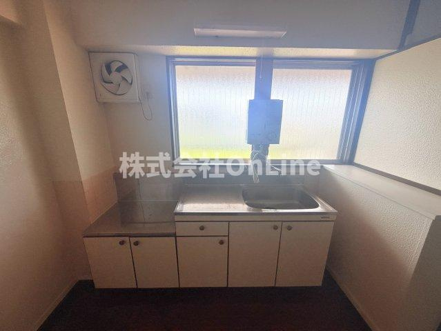 教興寺マンションのキッチン