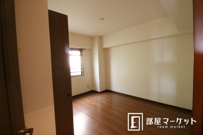 【洋室】 | フロムエミコ | 同型タイプ