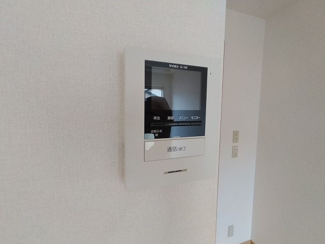 神戸市長田区松野通２丁目のアパートのセキュリティ|TV付インターフォン
