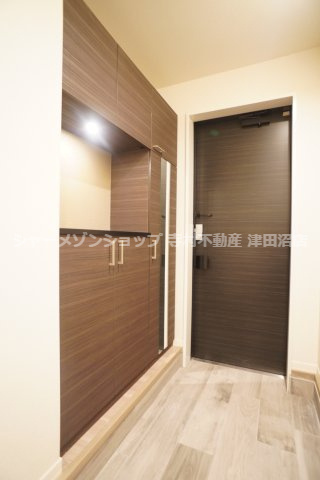 プライムレジデンス幕張の玄関