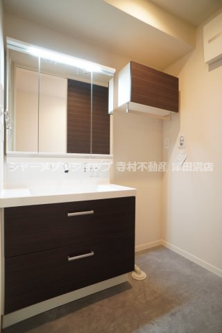 プライムレジデンス幕張の洗面所