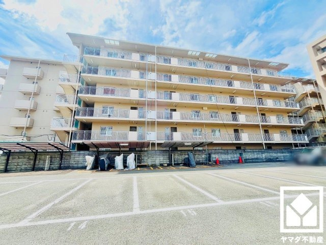 ペルル伏見桃山2の外観