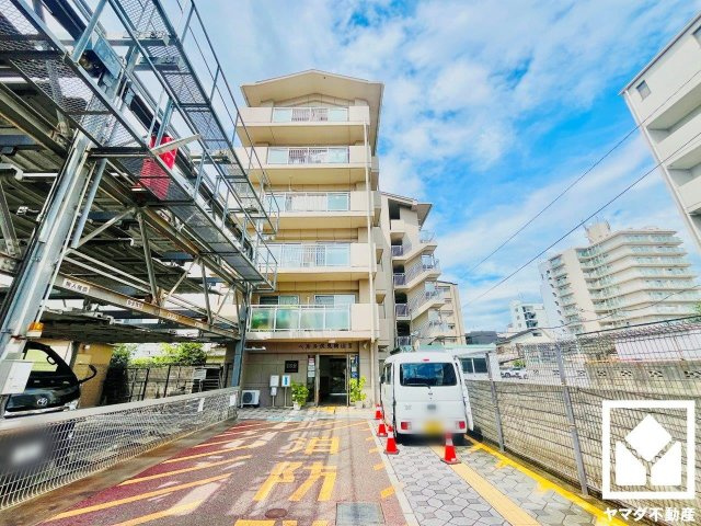 ペルル伏見桃山2の外観