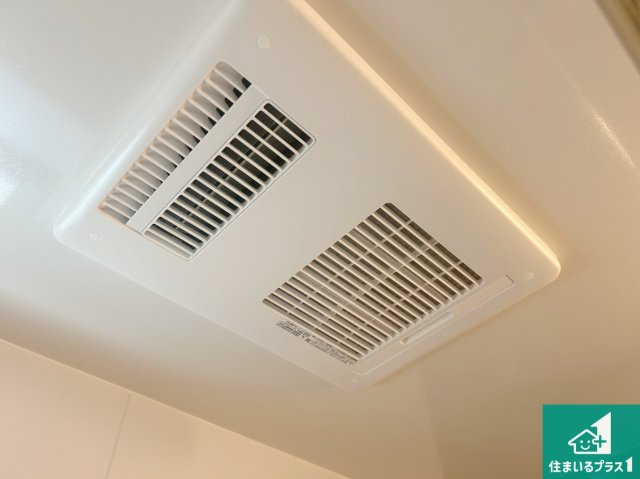 尼崎市大島　第１期　新築一戸建ての冷暖房・空調設備|四季を通して快適なバスライフをお手伝いする浴室暖房乾燥機！浴室の乾燥・暖房・涼風・換気はもちろん、２４時間換気にも対応！