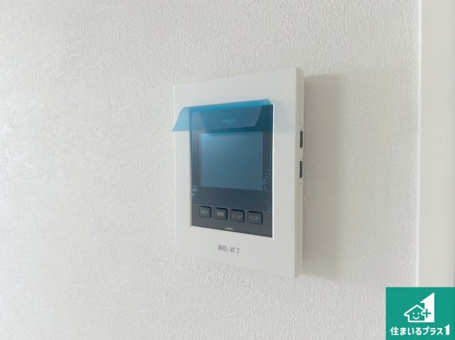 尼崎市大島　第１期　新築一戸建ての防犯設備|カラーモニターインターホン！声だけでなく来訪者の姿や顔がモニターで確認できるので、小さなお子様がいらっしゃるご家庭でも安心できます！