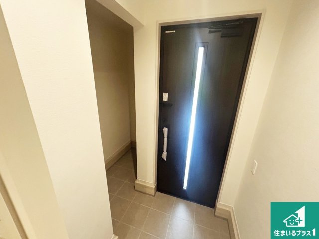 尼崎市大島　第１期　新築一戸建ての玄関|シューズボックスにはたくさんの靴が収納できるので玄関周りはいつもスッキリ！ご家族が増えても安心！