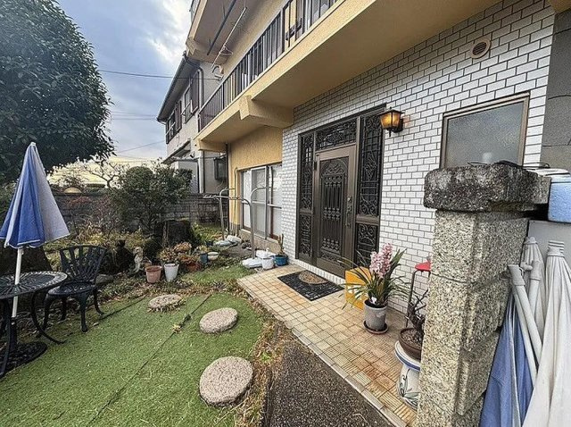 野崎3丁目　中古一戸建てのその他共用部分|玄関ドア
■物件内覧・資金計画相談・住宅ローン相談、リフォーム相談、お問合せ受付中■
※当日・翌日のご内覧、ご相談はお電話でのお問合せがスムーズです！