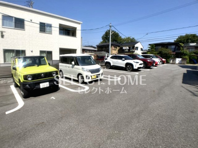 【駐車場】 | ベルフラワー荒居 | 駐車スペースもあります