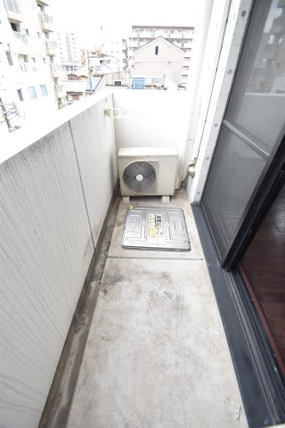 大阪市都島区都島本通５丁目の賃貸マンションのバルコニー