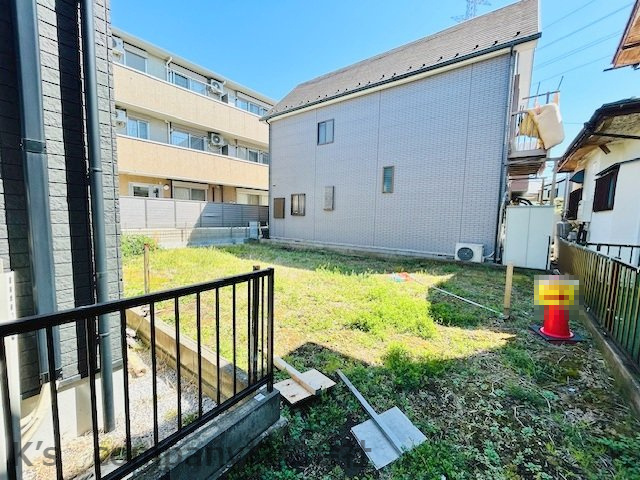 ◎寒川町岡田2丁目　建築条件なし　売地の外観|専用通路から先は開かれた印象です◇