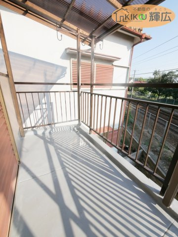 加古川市野口町野口　中古戸建のバルコニー