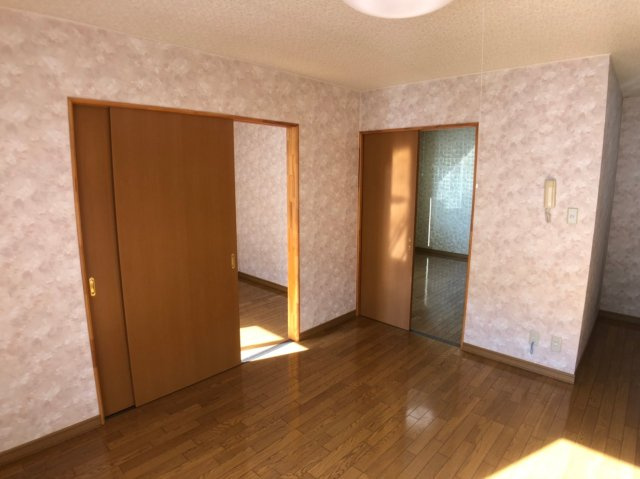 ボヌール幸の居間・リビング