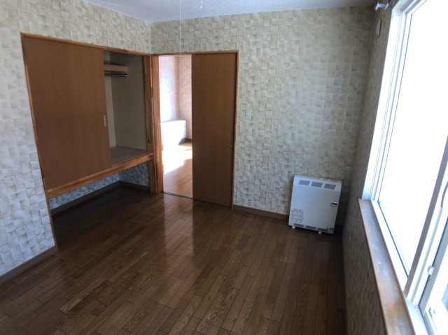 ボヌール幸の洋室