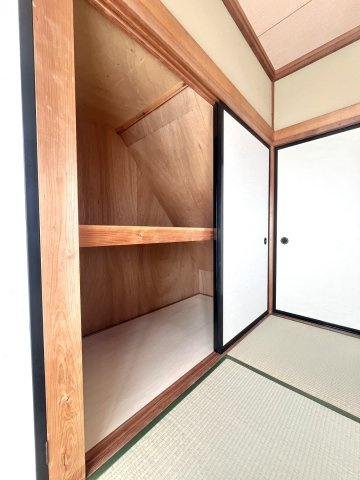 米子市中島1丁目中古戸建の収納