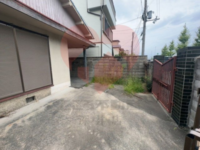 【駐車場】 | 池田市石橋4丁目戸建