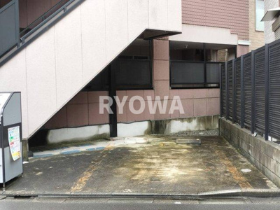 【駐車場】 | ラグナステュディオ駐車場