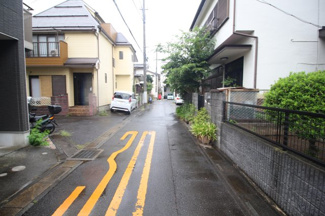 【前面道路含む現地写真】