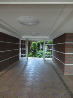 【エントランス】 | マークスタウン・グランフィーネ川西　3階