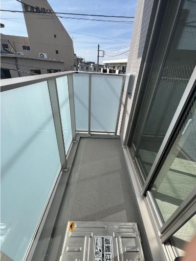【バルコニー】