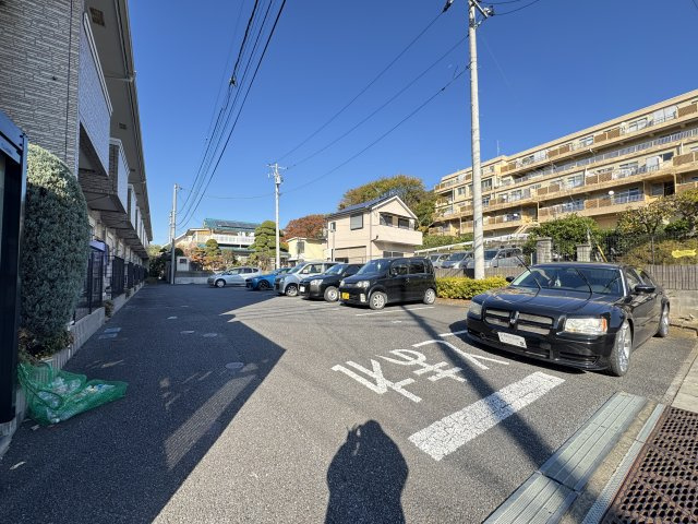 グリーンソレアードの駐車場