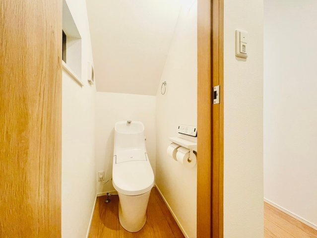 名東区上社三丁目戸建のトイレ|1階トイレ