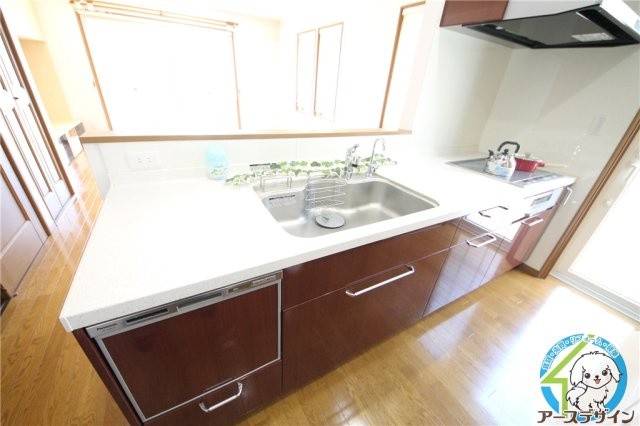 加古郡播磨町宮西１丁目の中古一戸建のキッチン|お料理しやすいキッチンです