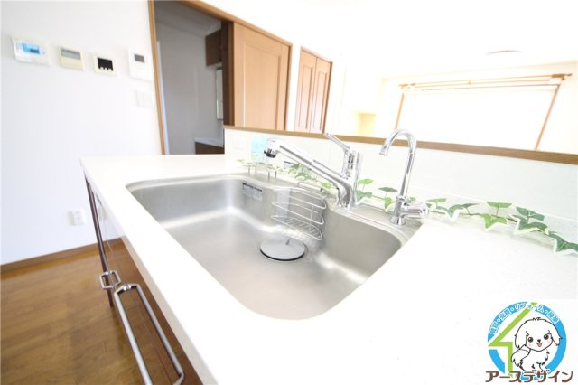 加古郡播磨町宮西１丁目の中古一戸建のキッチン|きれいなキッチンです