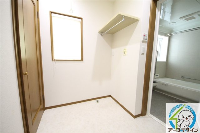 加古郡播磨町宮西１丁目の中古一戸建のランドリースペース