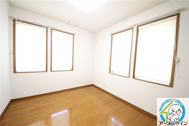 加古郡播磨町宮西１丁目の中古一戸建の寝室|使い勝手のいい寝室です