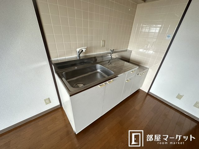 【キッチン】 | イーストロイヤルサイトウ | 同型タイプ