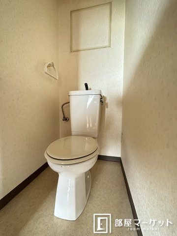 【トイレ】 | イーストロイヤルサイトウ | 同型タイプ