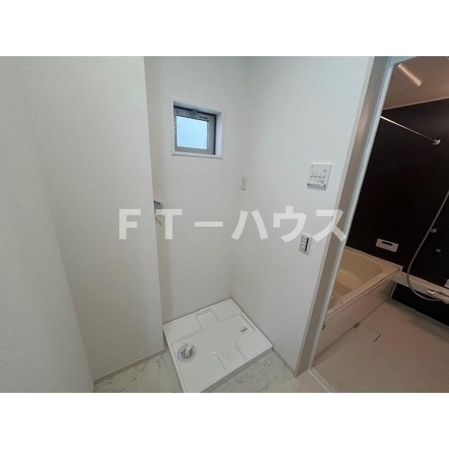 千葉市花見川区長作台２丁目の一戸建ての玄関