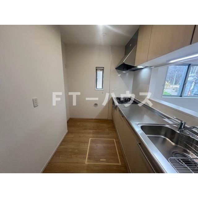 千葉市花見川区長作台２丁目の一戸建てのキッチン