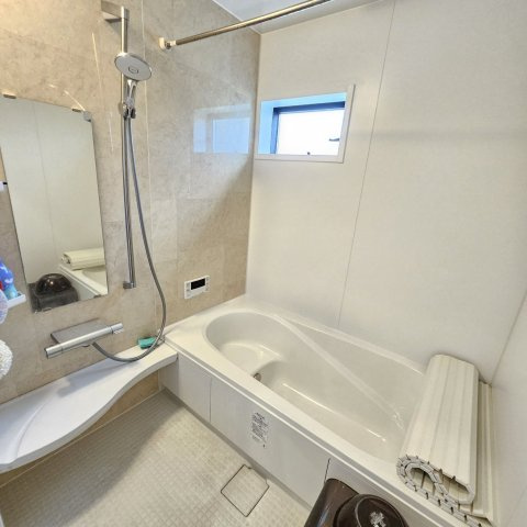 下之城町183-20　4LDKの浴室