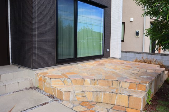 下之城町183-20　4LDKの庭