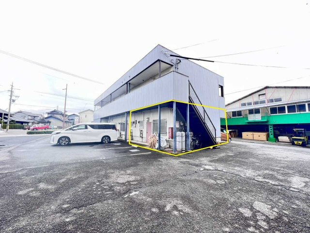 センター篭田