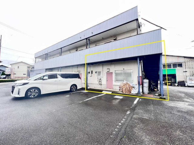 センター篭田