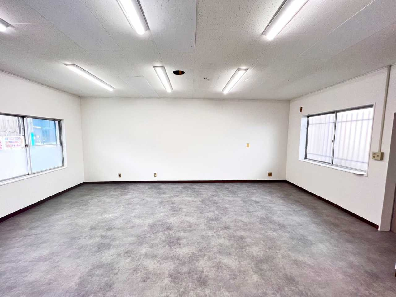 センター篭田