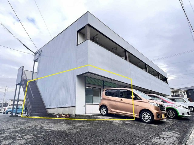 センター篭田