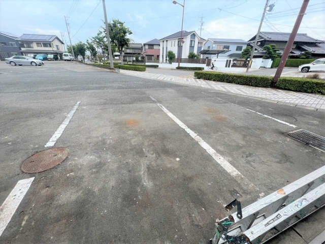 センター篭田