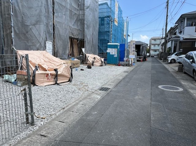 【前面道路含む現地写真】 | 紫原3丁目　第27　1号棟