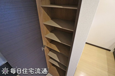 【玄関】 | フロレゾンＡ