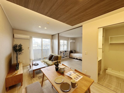 【居間・リビング】 | CLASSEUM元今泉 | 家具・家電は展示品となります。