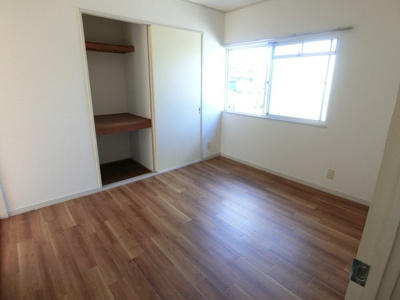 【洋室】 | エステートピアタナベA