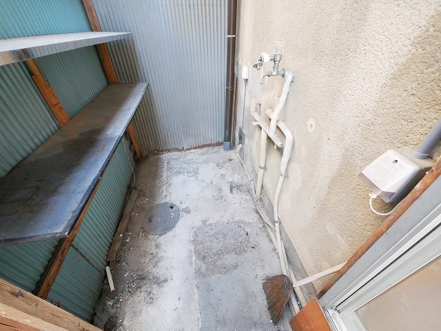 奈良市南紀寺町2丁目貸家の設備|洗濯機置き場