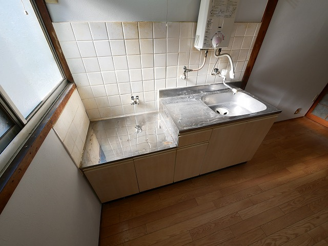 奈良市南紀寺町2丁目貸家のキッチン|きれいなキッチンです