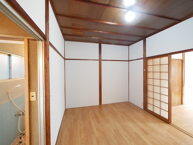 奈良市南紀寺町2丁目貸家の内装|内装も気になるポイント