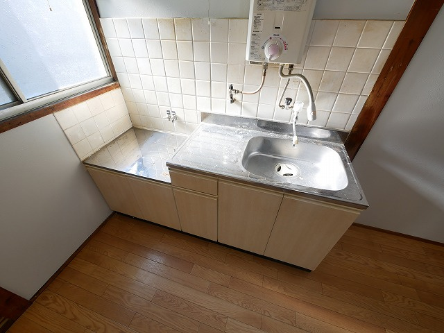 奈良市南紀寺町2丁目貸家のキッチン|きれいなキッチンです