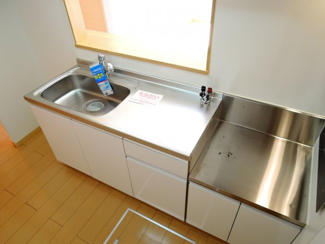 【キッチン】 | エアリーレジデンス芝生